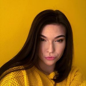 Meet your Posher, Abigail